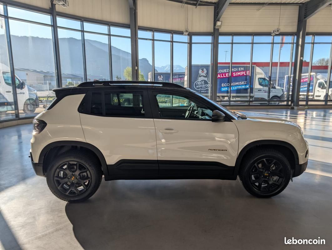 Jeep Avenger 1.2 Turbo T3 145 ch BVR6 4xe The North Face 5P (image 3)