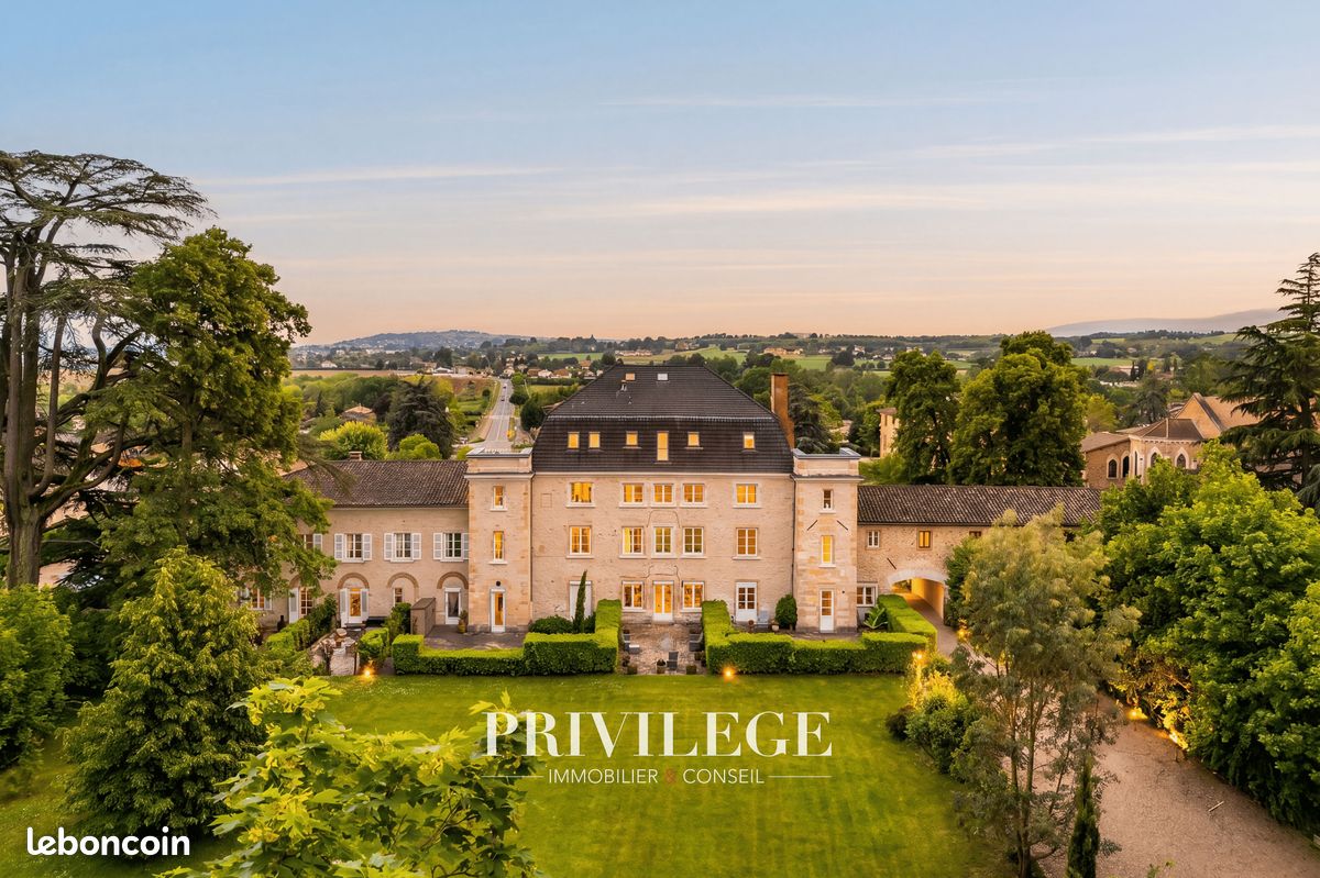 Appartement 4 pièces 134 m² · à Arnas · 134 m² · 390 000 €