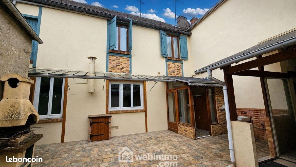Maison 6 pièces 145 m² · à Milly-la-Forêt · 145 m² · 206 000 €