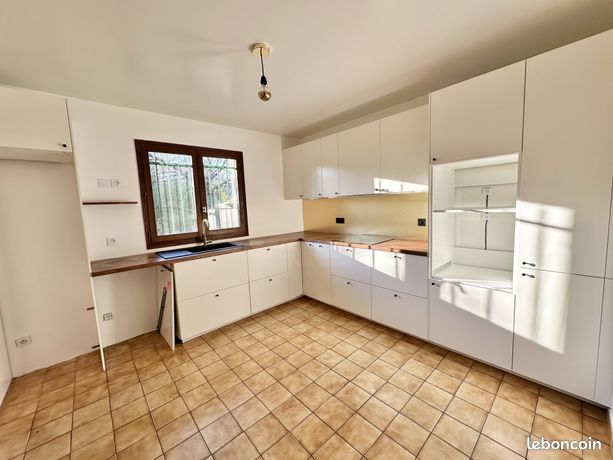 Maison a louer maisons-laffitte - 7 pièce(s) - 135 m2 - Surfyn