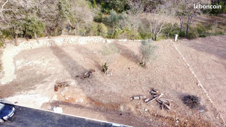 Terrain 725 m² Lorgues