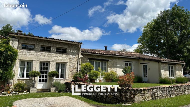 Maison 13 pièces 289 m²