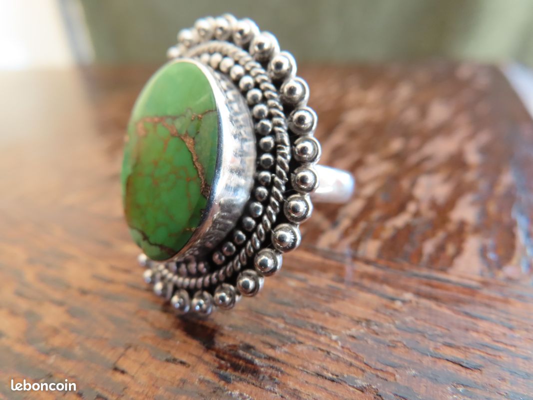 Bague Vintage En Argent Massif Avec Une Turquoise - Taille T61 - Occasion