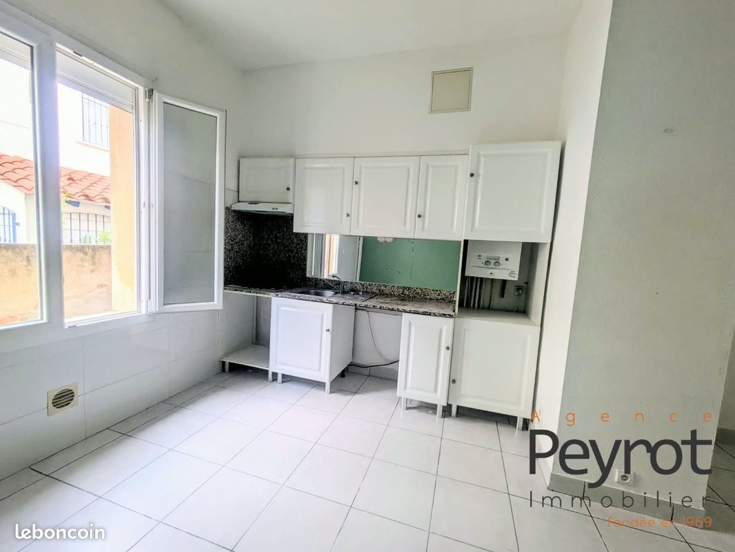 Appartement 4 pièces 100 m² · à Perpignan · 100 m² · 1 055 €/mois