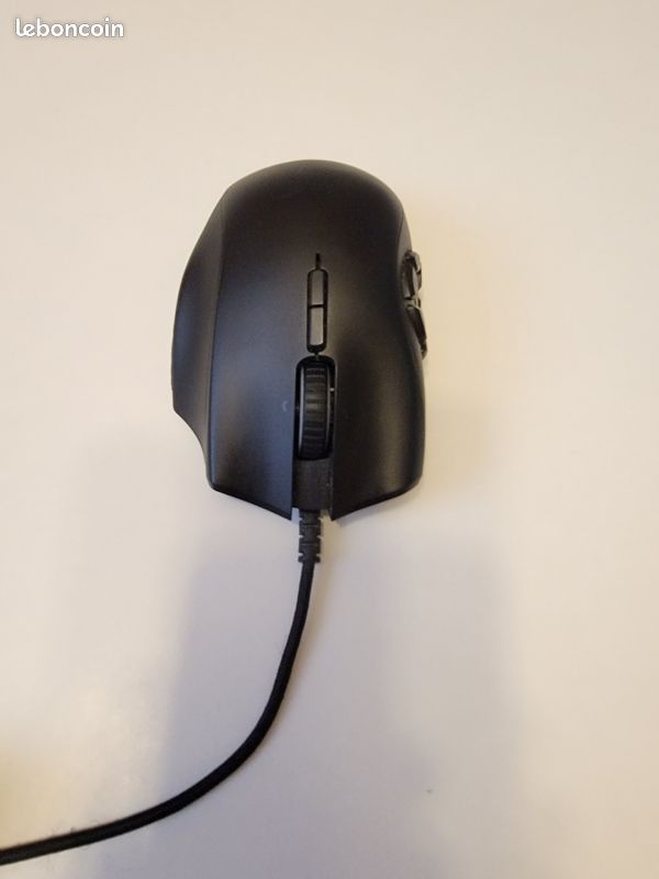 Razer Naga Trinity (souris Gaming filaire USB 3-en-1 pour droitier 16000 DPI-RGB) (image 1)