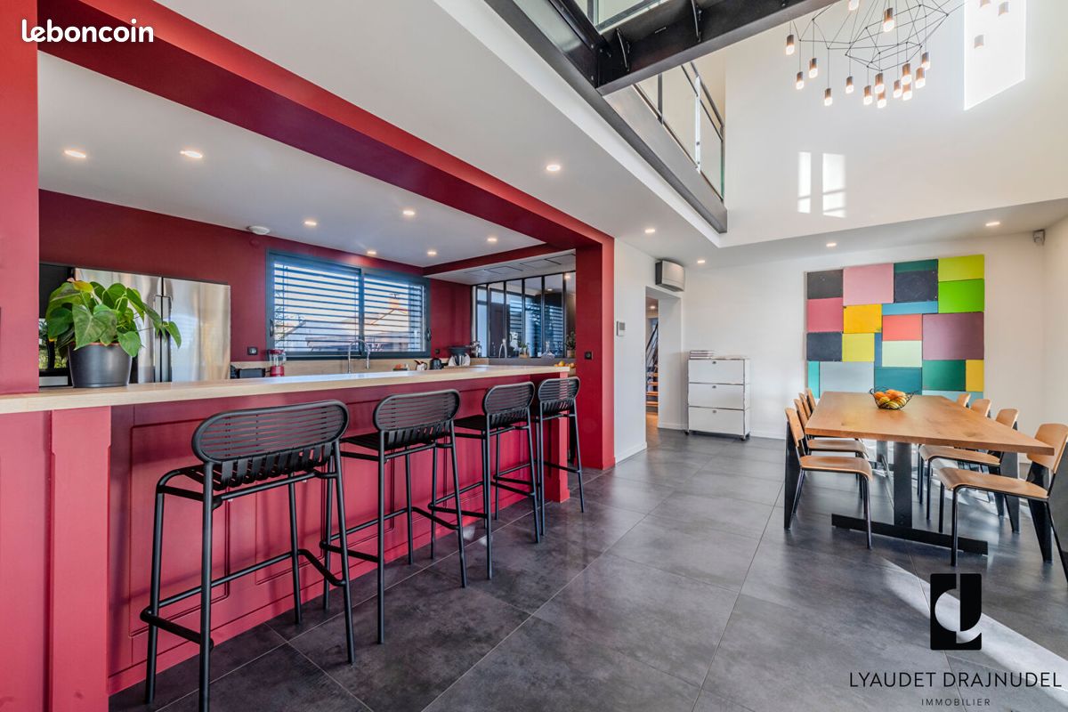 Propriété 5 pièces 172 m² (image 4)