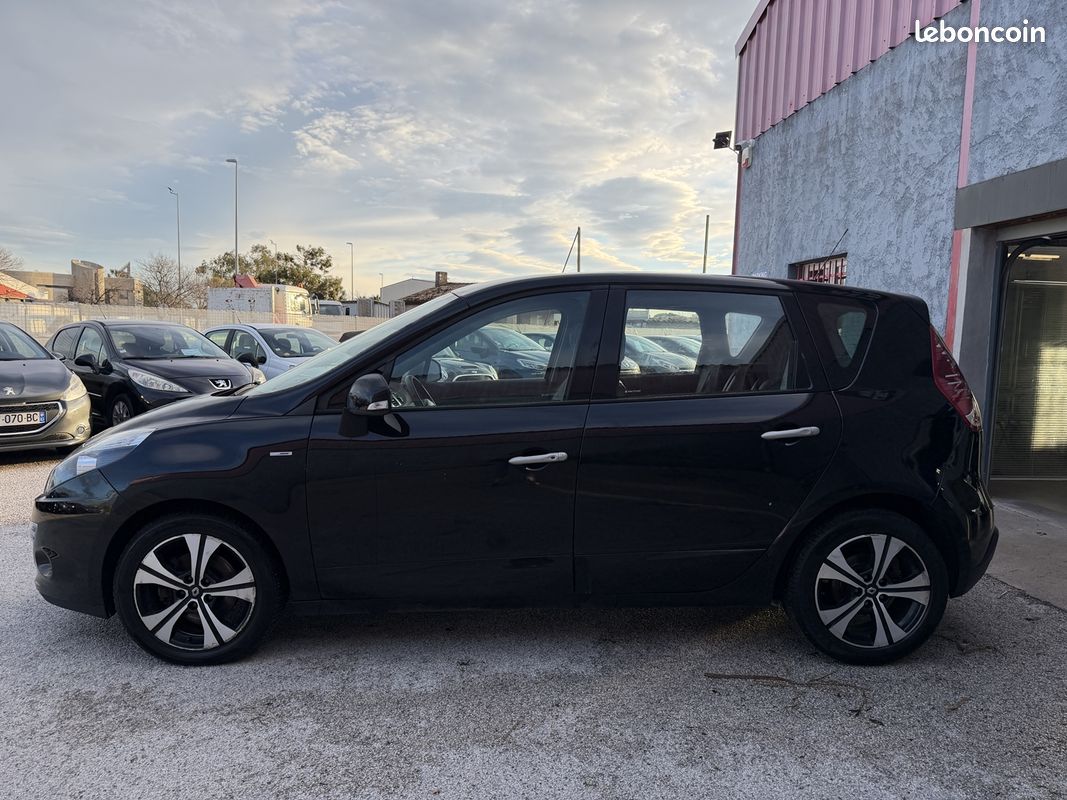 Renault SCENIC III 1.6 DCI 130CH ENERGY BOSE ECO² (image 2)