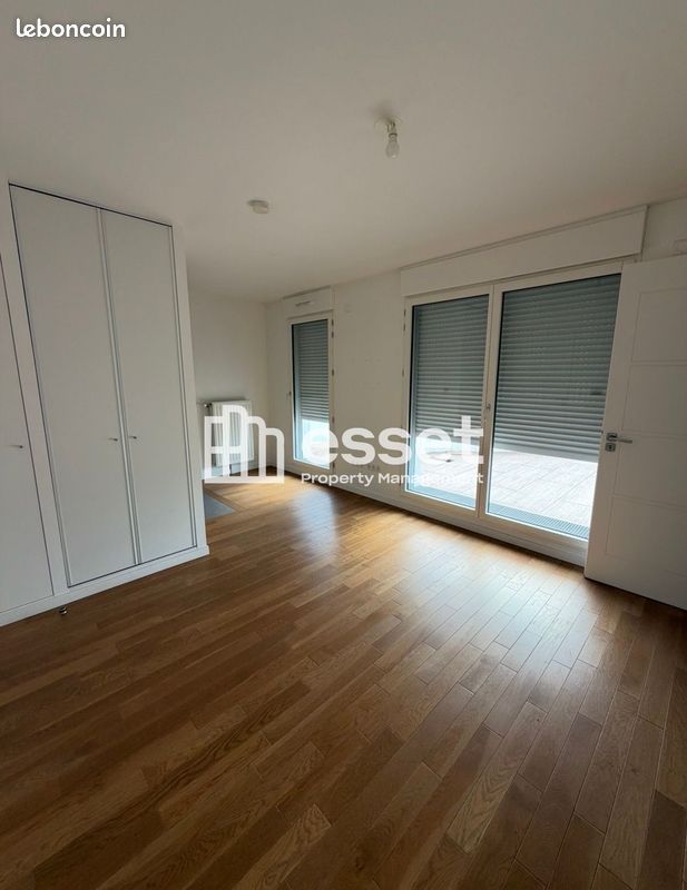 Appartement 1 pièce 26 m² · à Rueil-Malmaison · 26 m² · 950 €
