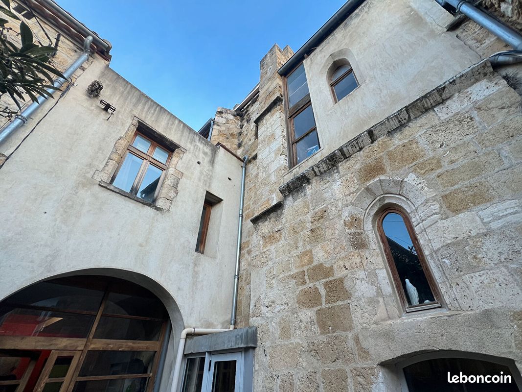 Maison 6 pièces 200 m² · à Narbonne · 200 m² · 390 000 €