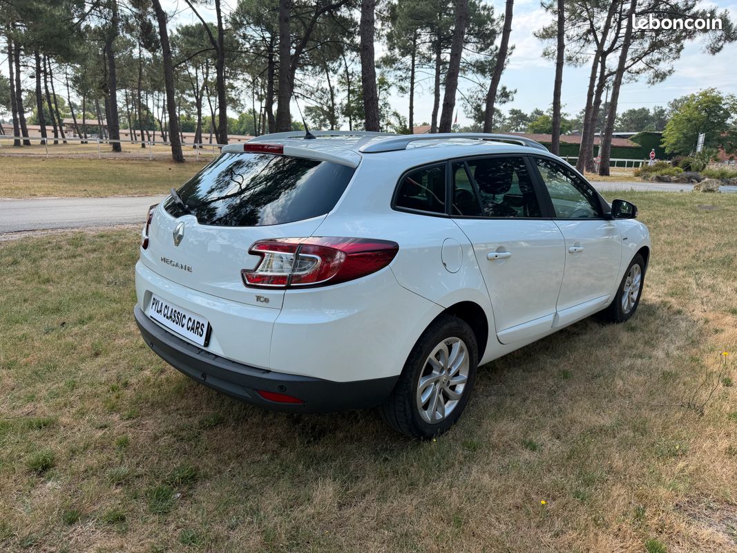 Renault Megane 1L2 TCe 115 Ch en version Limited très très bel état. Chaine distribution neuve sur facture. Un vrai plaisir à conduire. Ct Parfait (image 5)
