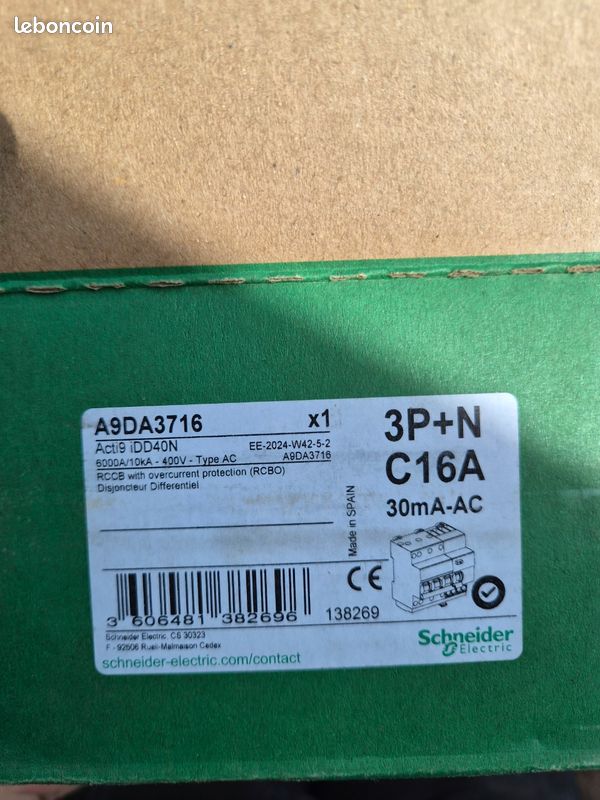 Acti9 iDD40N - Disjoncteur dif. - 3P+N 16A - Crb C - 6000A/10kA - 30mA Type AC (image 2)