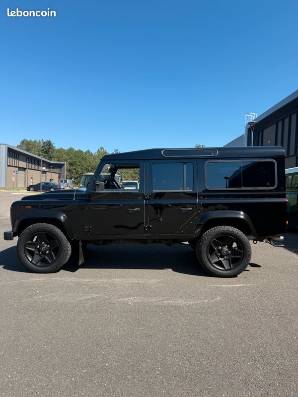 Land Rover Defender 110 2,2L TD4 - 2014 (image 2)