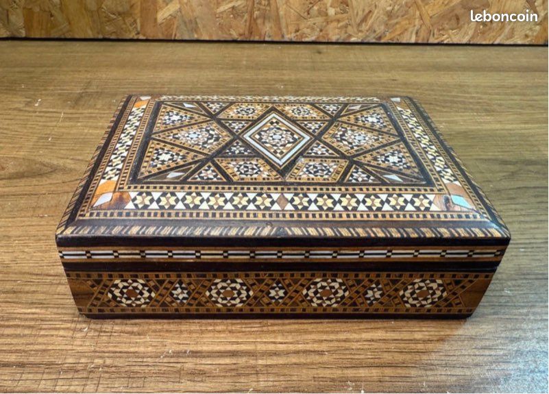 Petit Coffret à Bijoux En Bois Avec Marqueterie De Nacre - Occasion, Boîte De Rangement Vintage