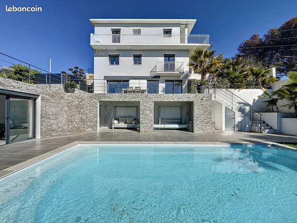 Villa 7 pièces 175 m² — 23
