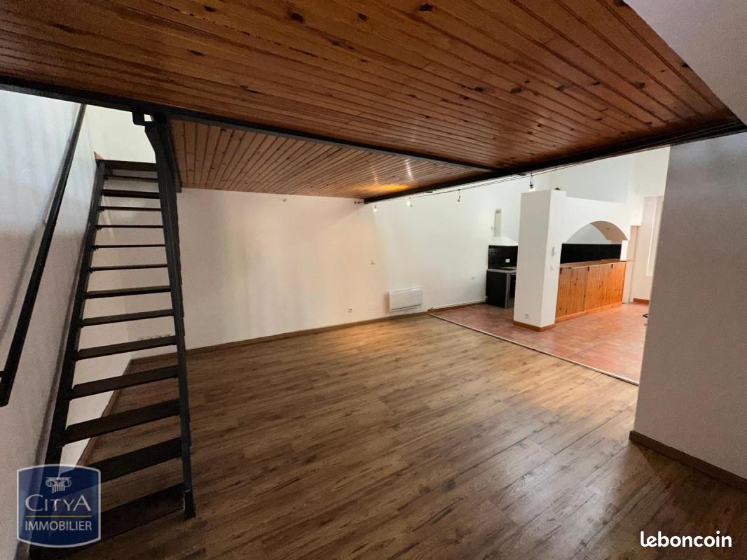 Appartement 1 pièce 54 m² · à Carcassonne · 54 m² · 520 €