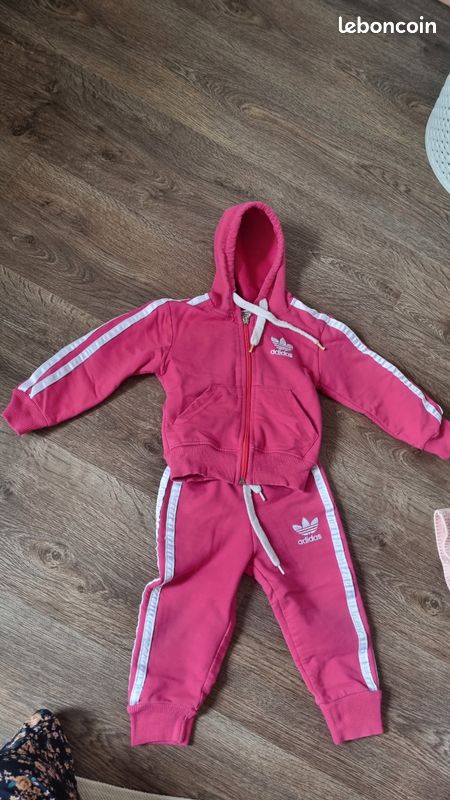 Survêtement original Adidas 3 à 6 mois (image 2)