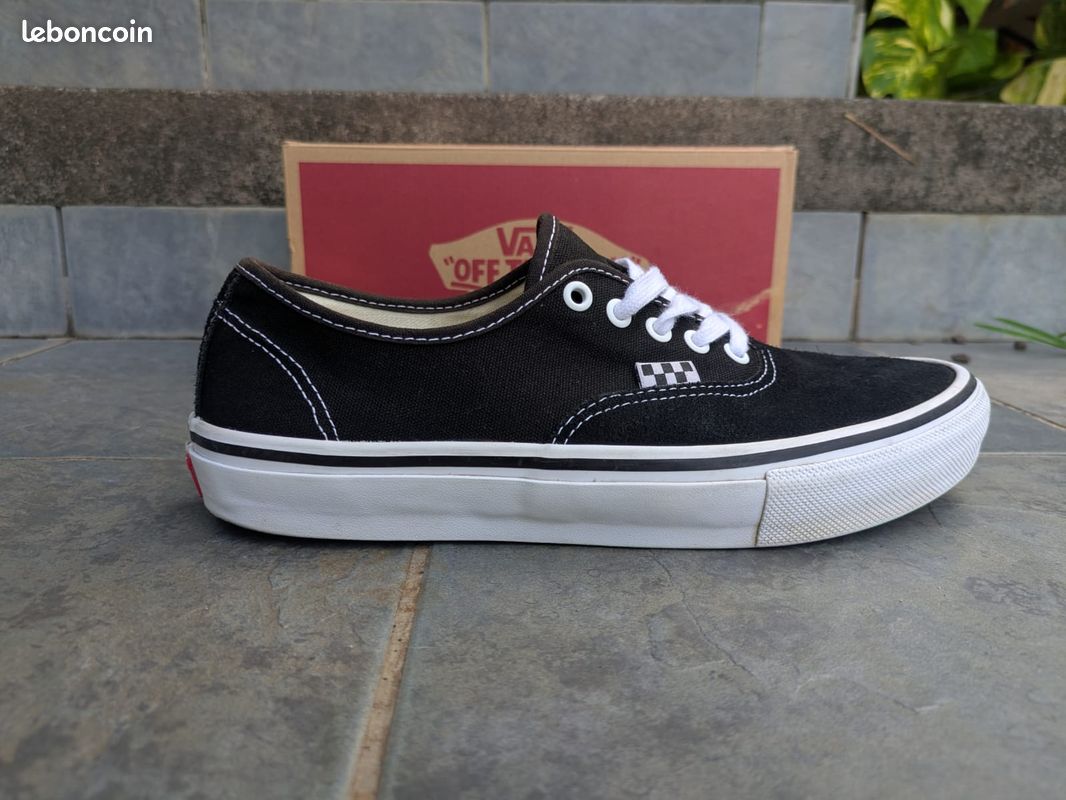 VANS AUTHENTIC PRO taille 42 (image 4)
