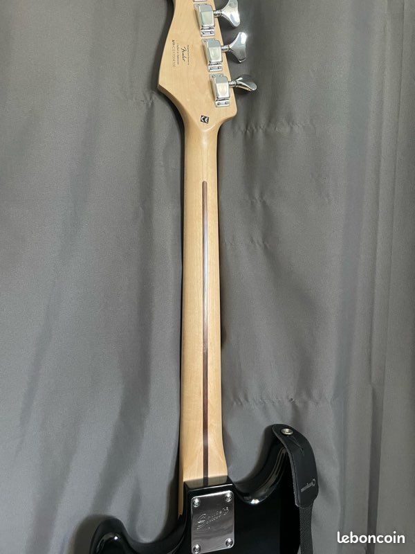 Pack basse Squier Bronco by Fender + ampli Fender Rumble 15 + housse + câble + sangle (image 10)