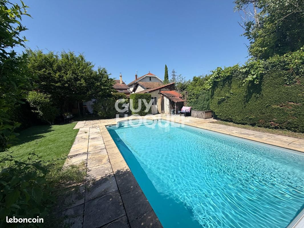 Maison 4 pièces 117 m² · à Miribel · 117 m² · 395 000 €