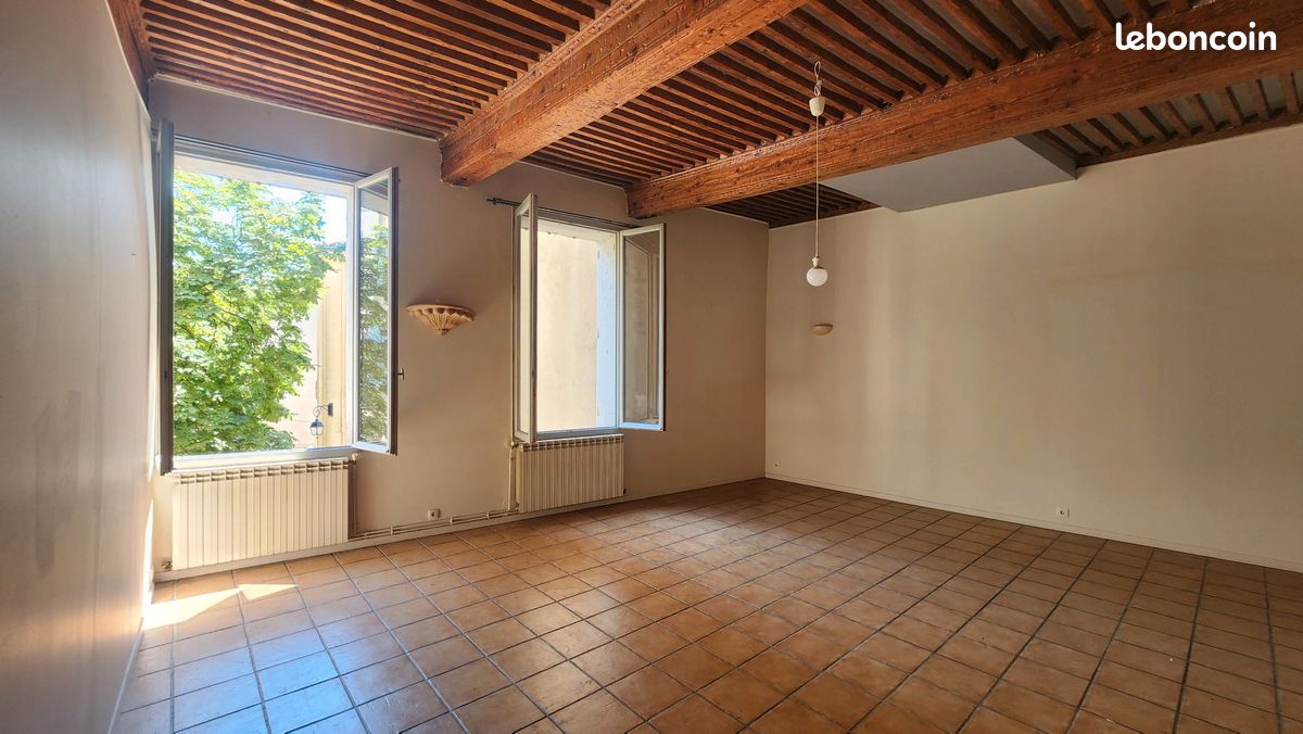 Appartement 2 pièces 66 m² · à Aix-en-Provence · 66 m² · 1 060 €