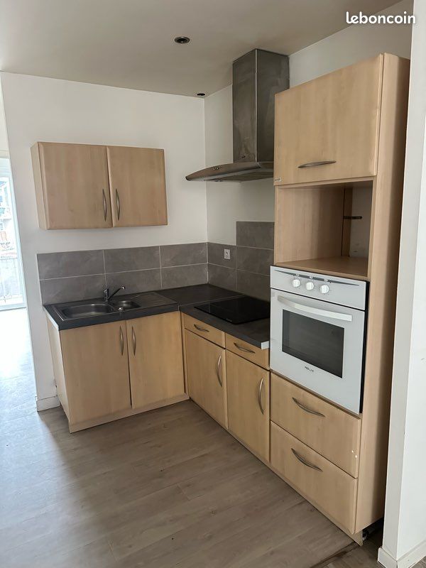 Appartement 1 pièce 44 m² · à Saint-Chamond · 44 m² · 360 €/mois