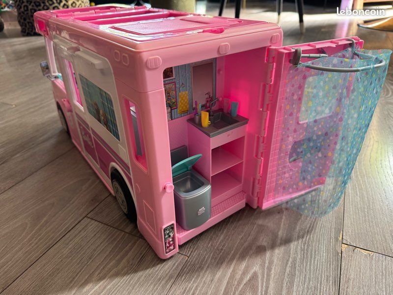 Camping car de rêve Barbie (image 4)