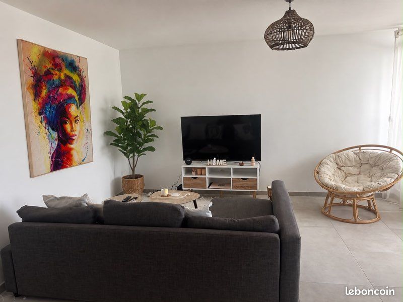 Appartement 2 pièces 40 m² · à Fort-de-France · 40 m² · 1 000 €/mois