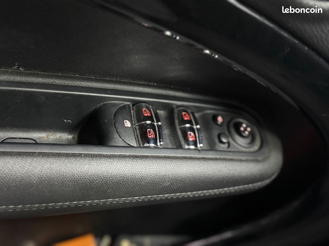 MINI COUNTRYMAN R60 190 ch ALL4 Cooper S (image 20)