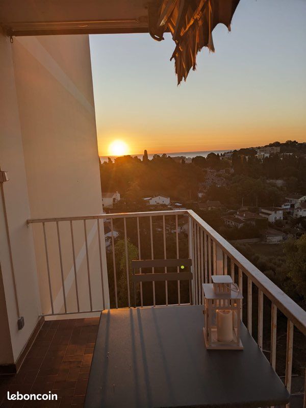 Appartement 3 pièces 57 m² · à Antibes · 57 m² · 1 200 €/mois