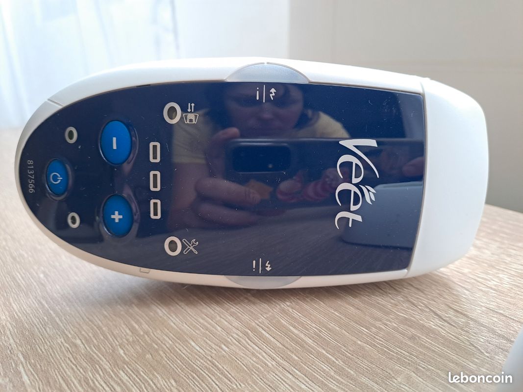 Epilateur Lumière Pulsée VEET Infini'Silk Pro - Pour Corps Et Visage, Ouvert Jamais Utilisé
