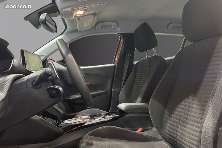 PEUGEOT 2008 II 1.2 2008 PURETECH 130 S&S EAT8 ACTIVE BUSINESS 130Ch Garantie 12 mois (image 9)