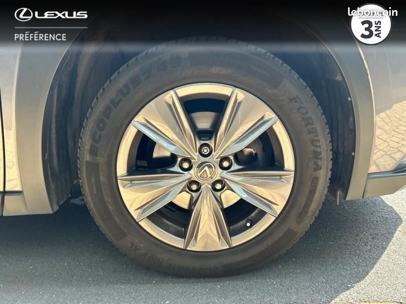 Lexus UX 250h 2WD Luxe MY19 (image 16)