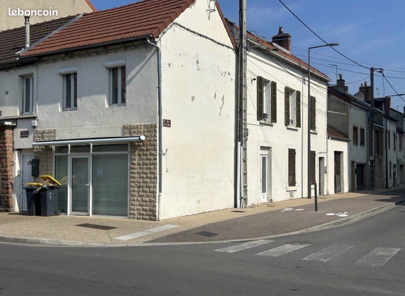 Immeuble 5 pièces 400 m² · à Montluçon · 400 m² · 160 000 €