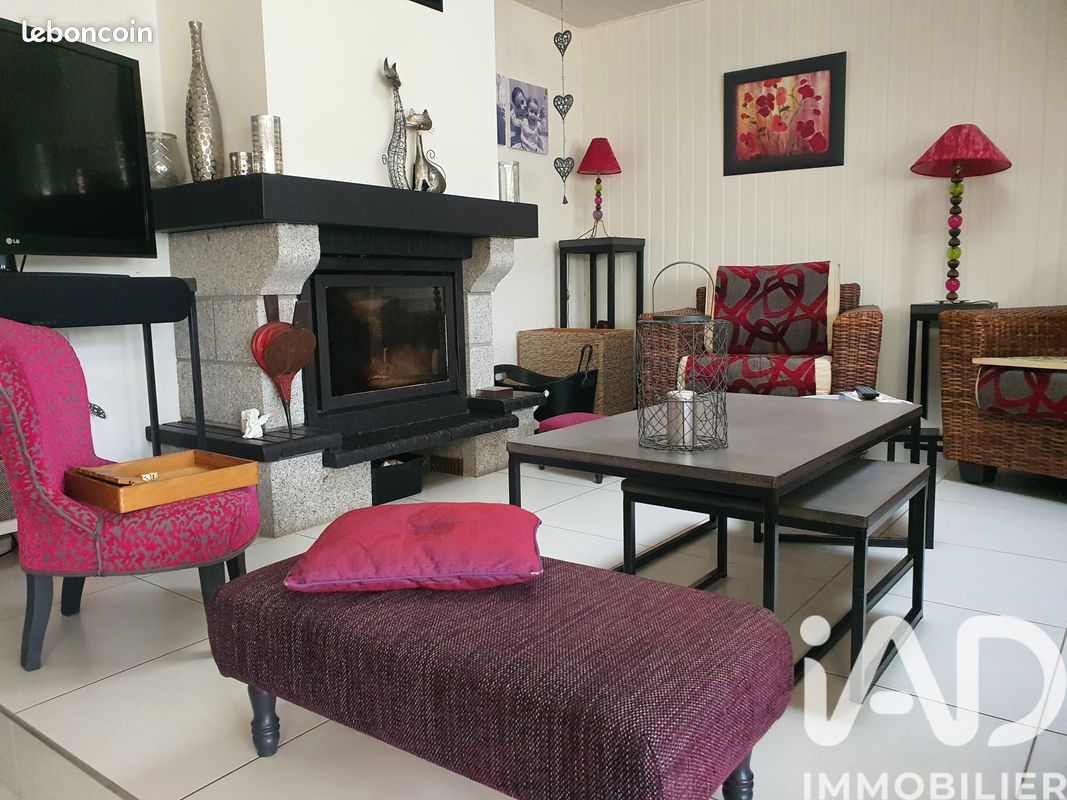 Maison 8 pièces 220 m² (image 2)