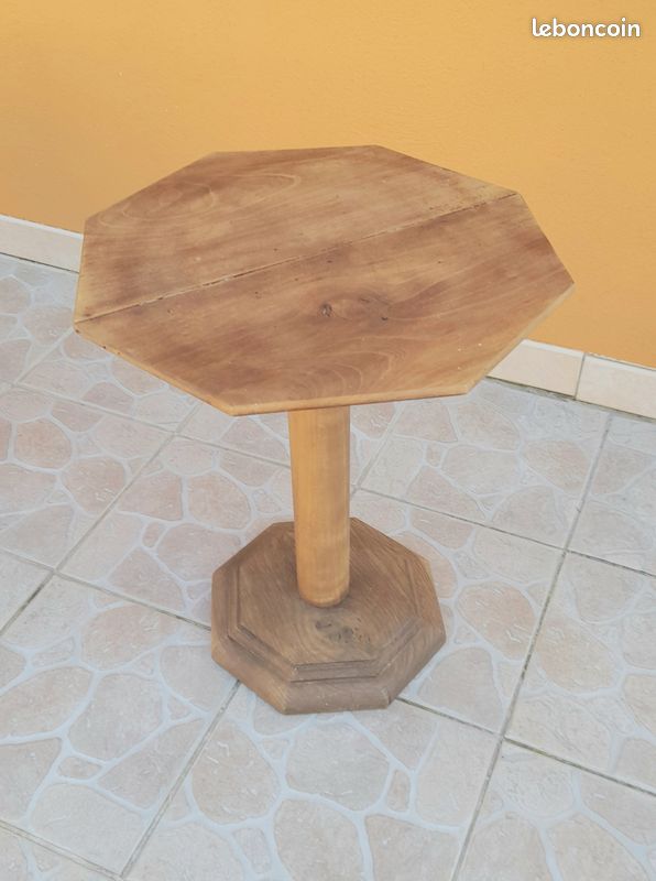 Table ou guéridon (image 1)