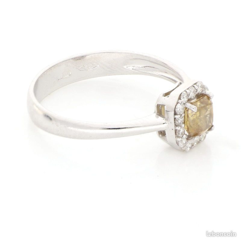Bague en or blanc 18k et diamants (image 4)