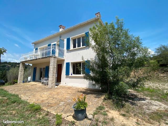 Maison 5 pièces 170 m² · à Le Castellet · 170 m² · 649 000 €