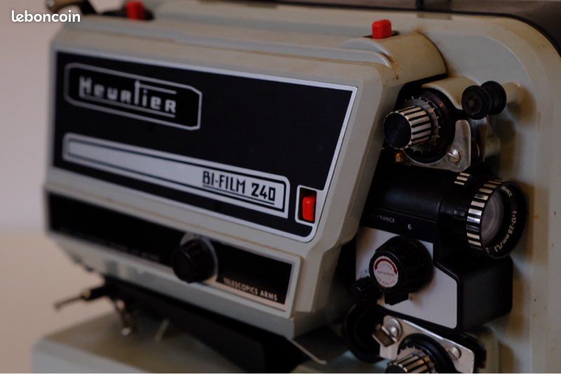 Projecteur Heurtier Monofilm 8mm - 110V, à Restaurer (non Testé)