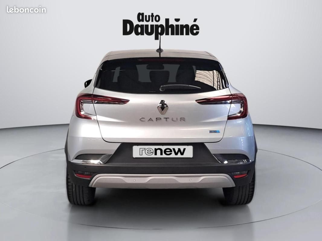 Renault Captur E-Tech 145 - 21 Intens (image 4)