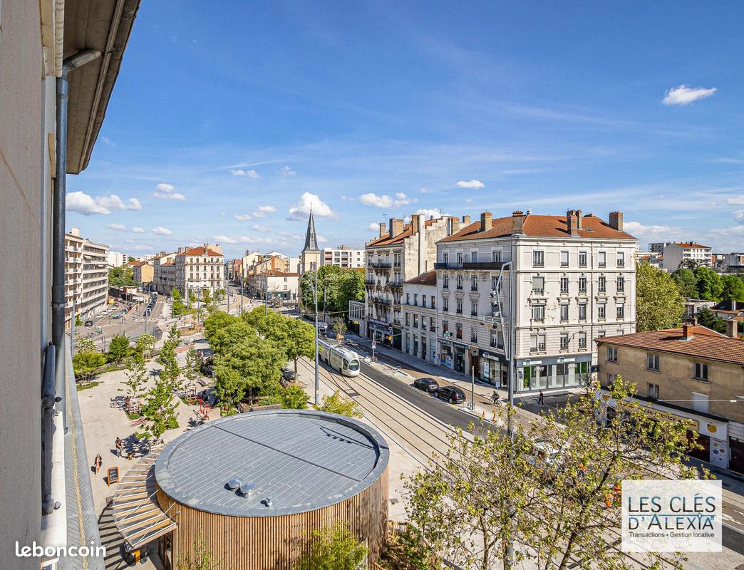 Appartement 4 pièces 107 m² · à Villeurbanne · 107 m² · 335 000 €