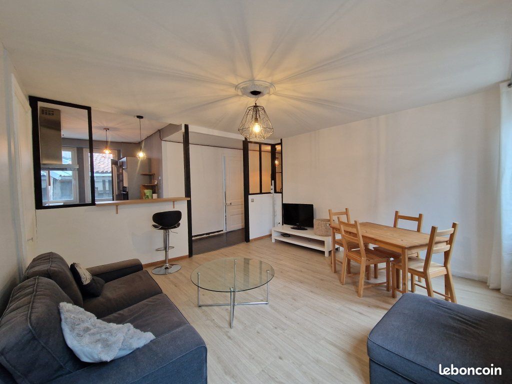Appartement 2 pièces 61 m² · à Saint-Étienne · 61 m² · 600 €/mois