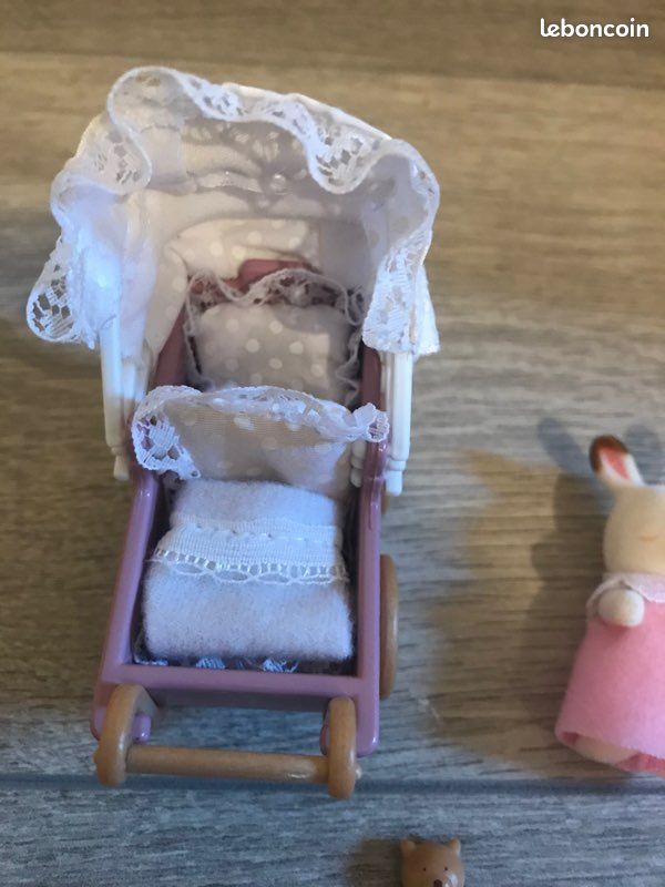 Poussette double et jumeaux lapin chocolat sylvanian (image 2)
