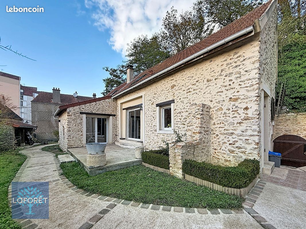 Maison 5 pièces 97 m² · à Corbeil-Essonnes · 97 m² · 336 000 €