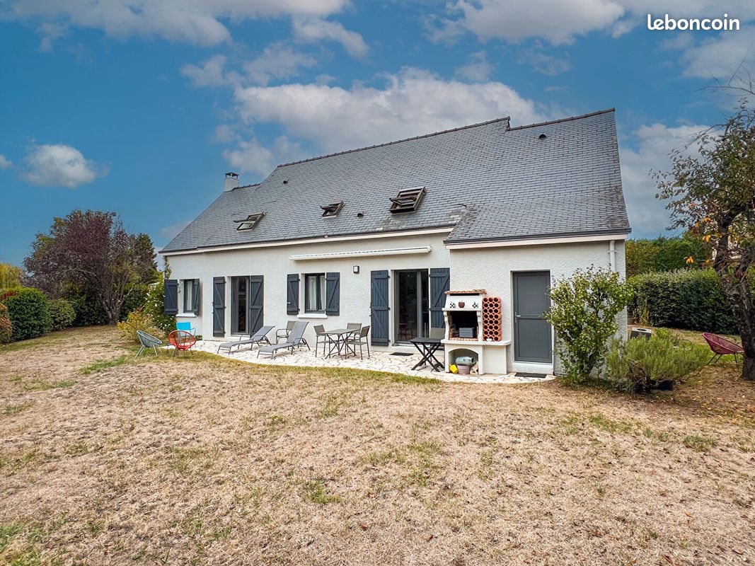Maison 8 pièces 174 m² · à Saint-Barthélemy-d'Anjou · 174 m² · 572 000 €