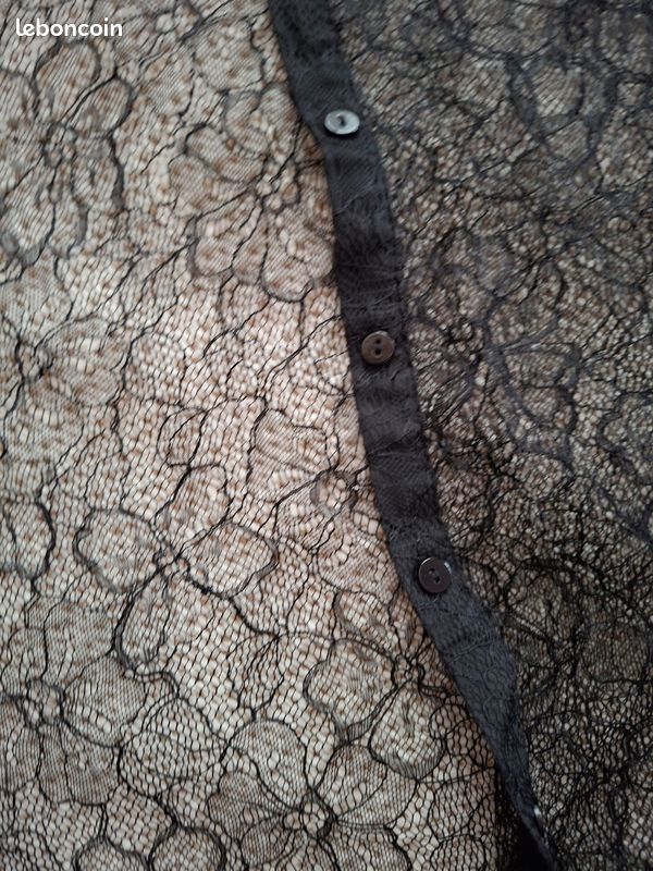 Haut en dentelle noire MAJE T3 (image 4)