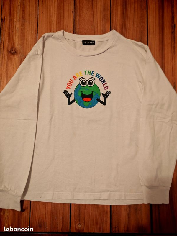 Tee shirt Balenciaga enfant 8 ans pour fille ou garçon (image 2)