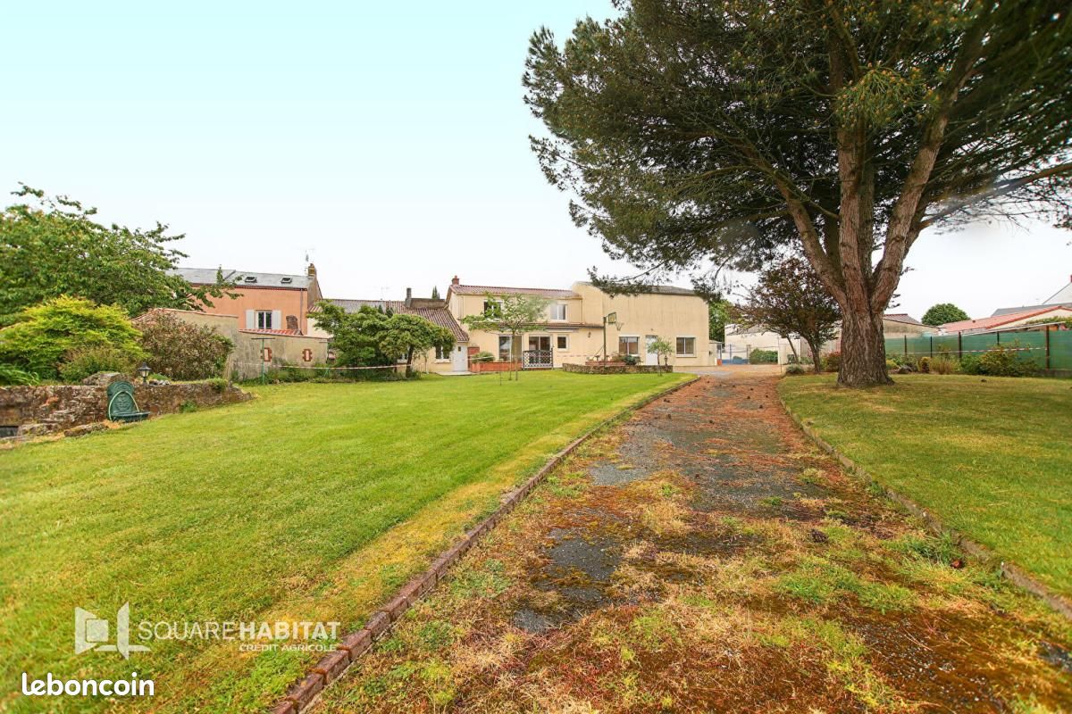 Maison 7 pièces 150 m² · à Bellevigny · 150 m² · 350 000 €