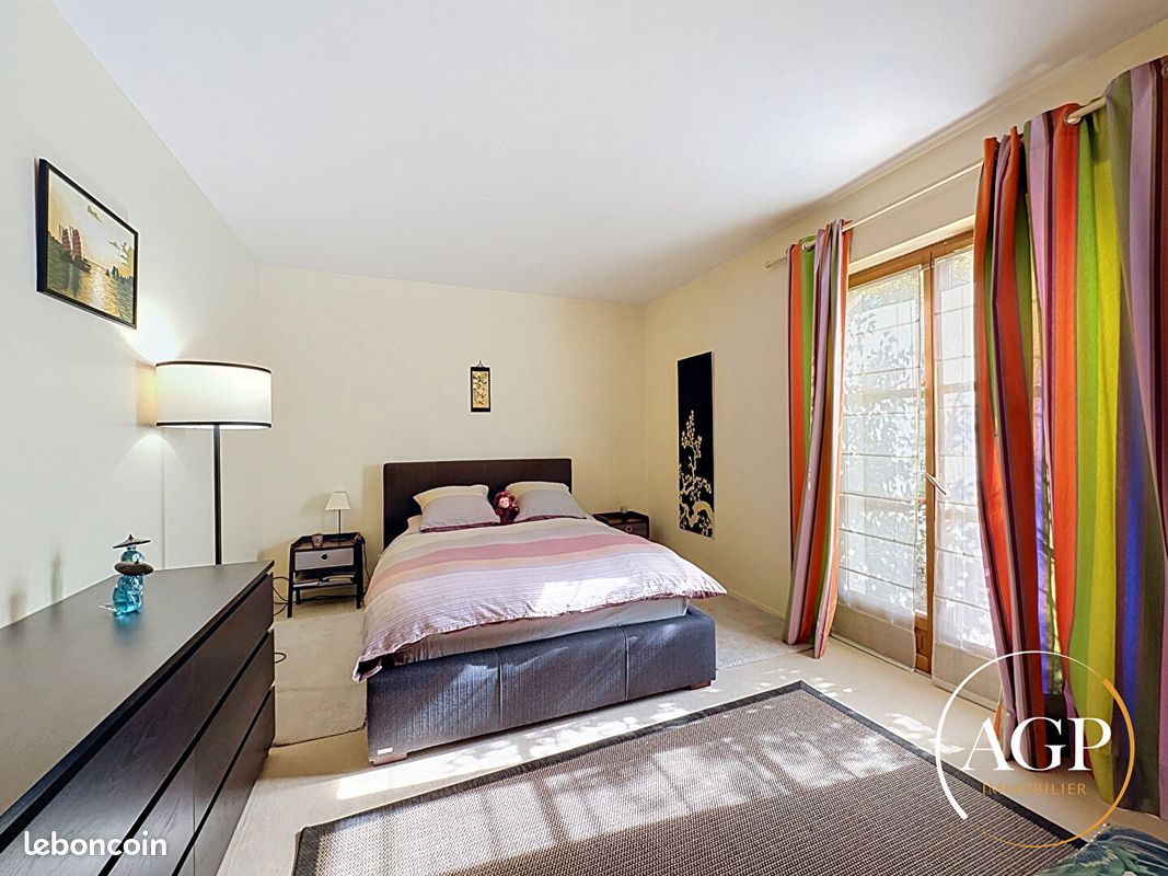 Maison 6 pièces 263 m² (image 11)