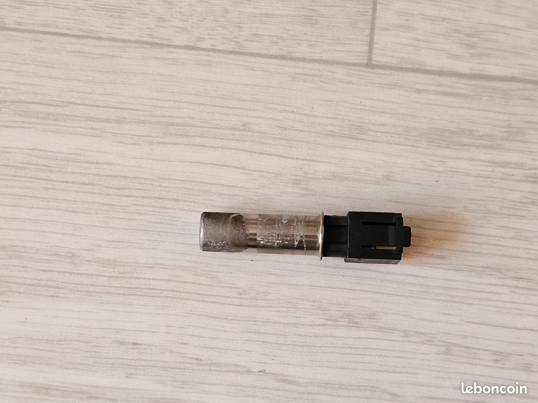 Sonde de température lave linge Whirpool (image 2)