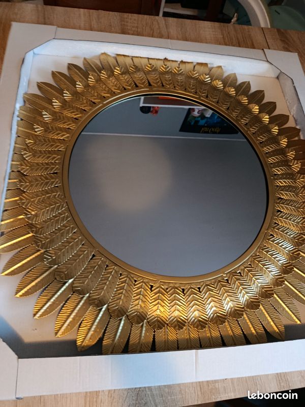 Miroir plumes dorées 70cm (image 1)